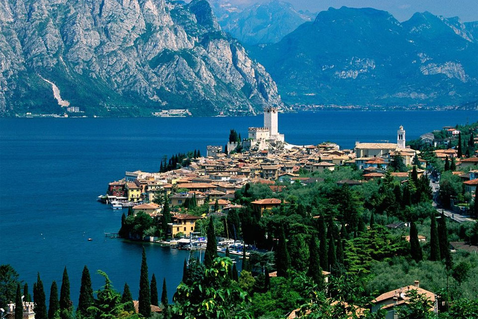 Ảnh 1: Du lịch hồ Como - Viên ngọc quý của nước Ý