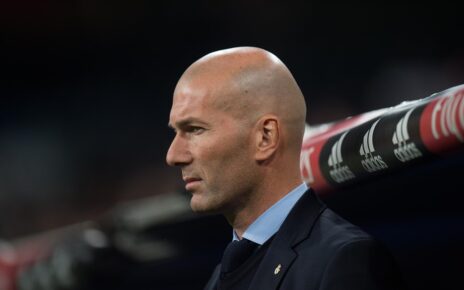 HLV Zidane đã quyết định chia tay CLB Real Madrid với hiệu lực ngay lập tức